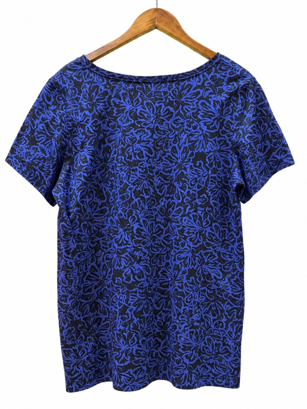 Roaman’s Women’s 1X Blue Black Floral V-Neck Cotton Tunic Top NWT - Picture 3 of 5